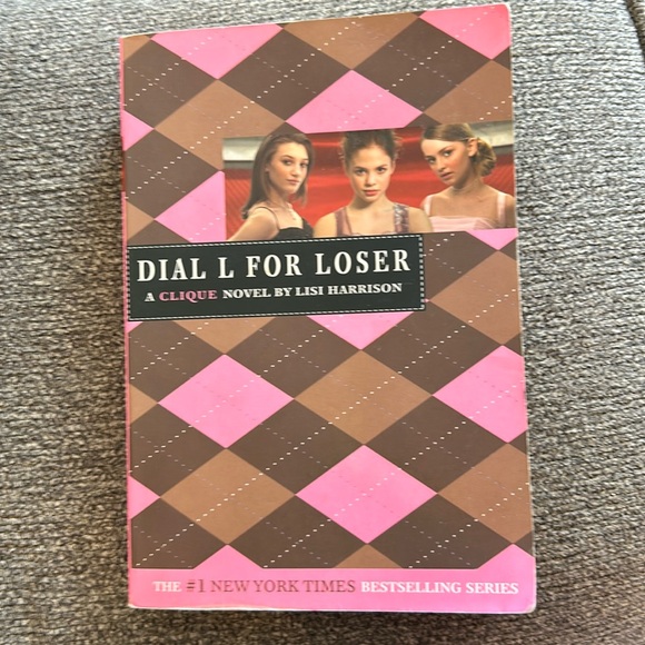 Book used but good shape. Dial L for Loser. Author Lisi Harrison - Picture 1 of 3